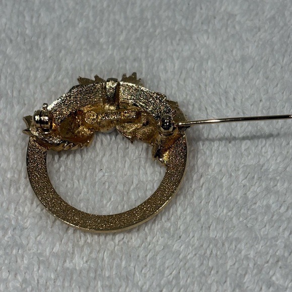 Vintage Sarah Coventry Golden Wreath Faux Pearl Brooch - Picture 6 of 8